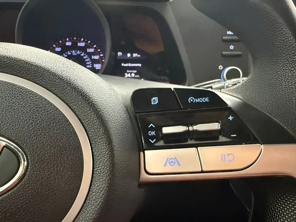 Used 2021 Gray Hyundai SEL image 19