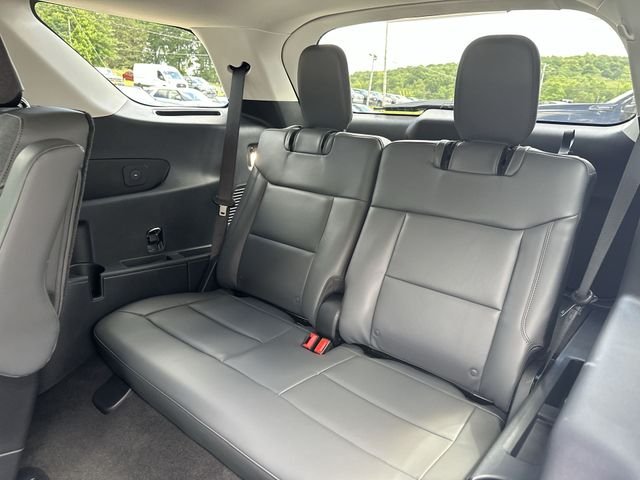 New 2026 Star White Metallic Tri-Coat Ford Active image 28