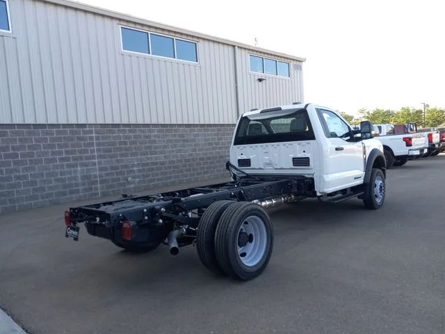 New 2025 Oxford White Ford XL image 3