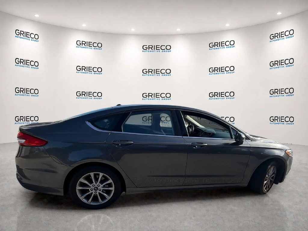 Used 2017 Gray Ford SE image 8