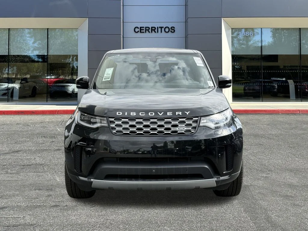 Certified Used 2025  Land Rover S image 3