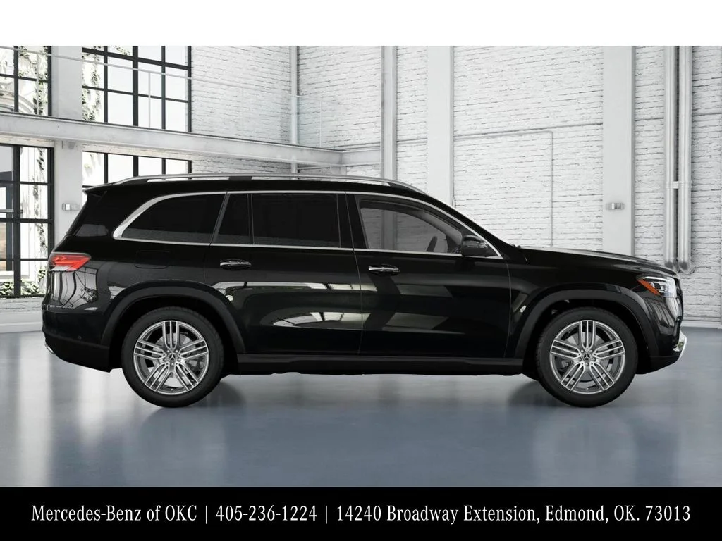 Used 2026 Black Mercedes-Benz GLS 450 image 2