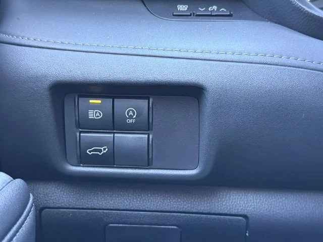 Used 2023 Black Toyota XLE image 31