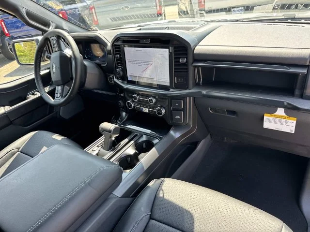 New 2026 Iconic Silver Metallic Ford Lariat® image 91