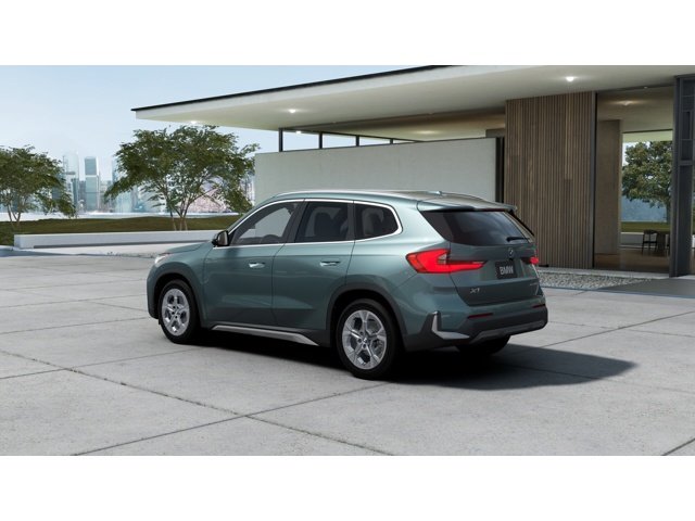 New 2027 Cape York Green Metallic BMW  image 2