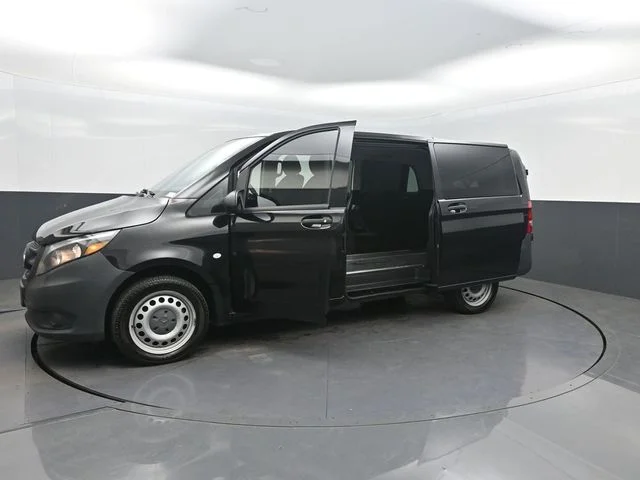 Used 2020 Black Mercedes-Benz Passenger image 37