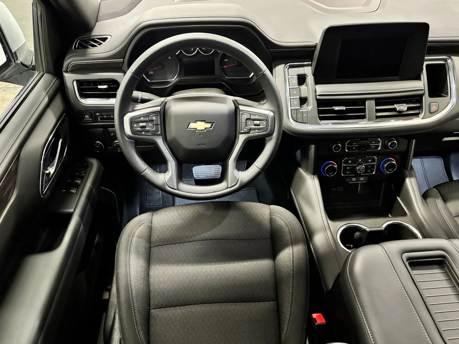 Used 2024 White Chevrolet LS image 12