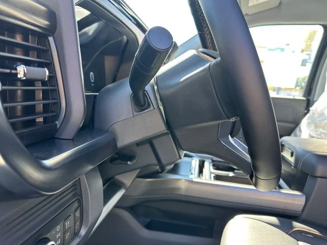 New 2026 Agate Black Metallic Ford F-350® Lariat® image 34