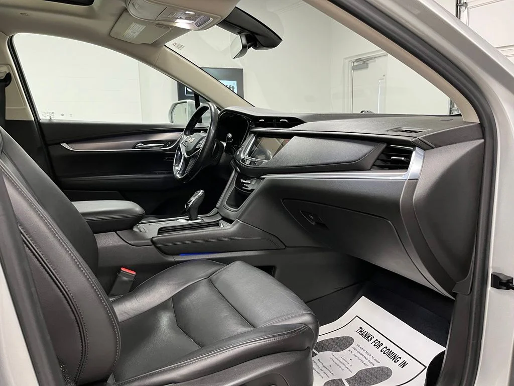 Used 2019 Silver Cadillac Premium Luxury image 54