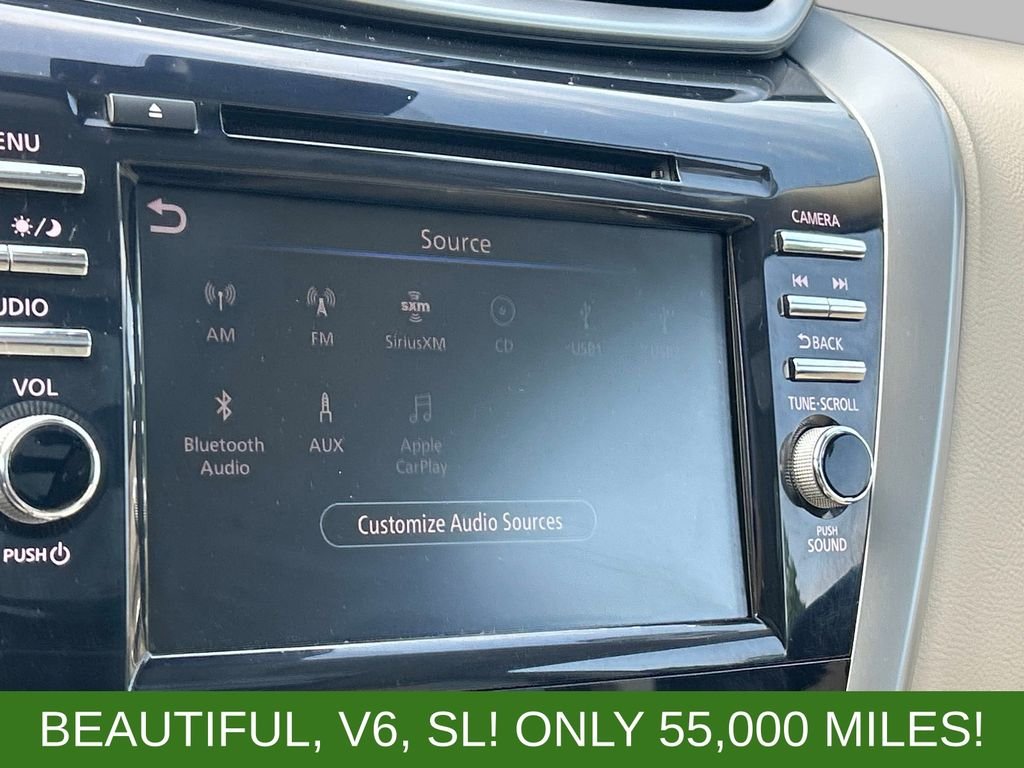 Used 2020 Blue Nissan SL image 31