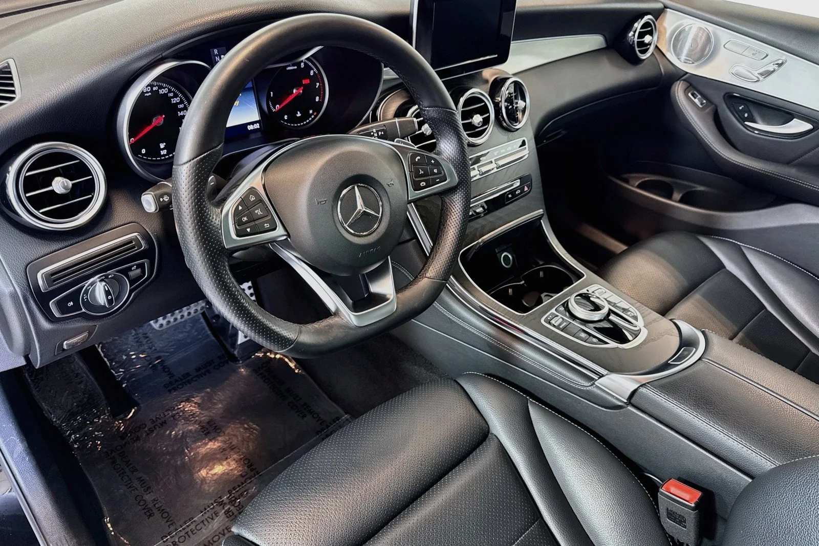 Used 2019 Black Mercedes-Benz GLC 300 image 9