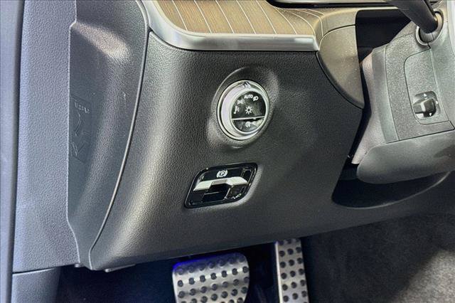 New 2026 Cirrus Silver Metallic Mercedes-Benz C 300 image 40