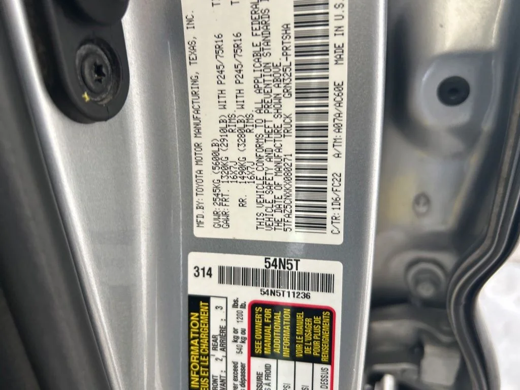 Used 2019 Silver Toyota SR5 image 35