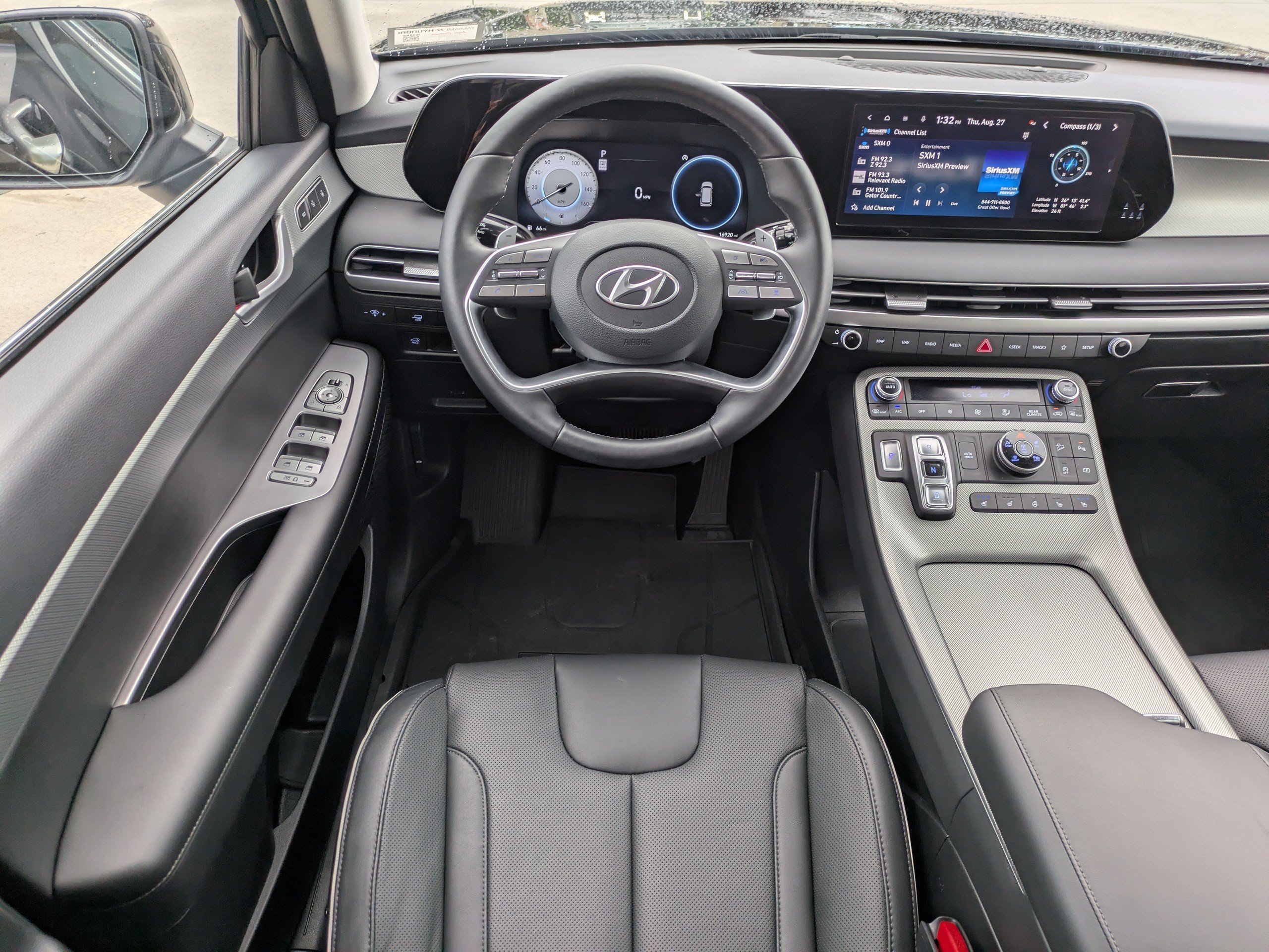 2025 Hyundai Palisade SEL Premium - Photo 16