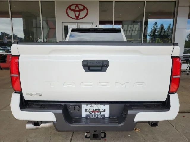 New 2026 Ice Cap Toyota SR5 image 10