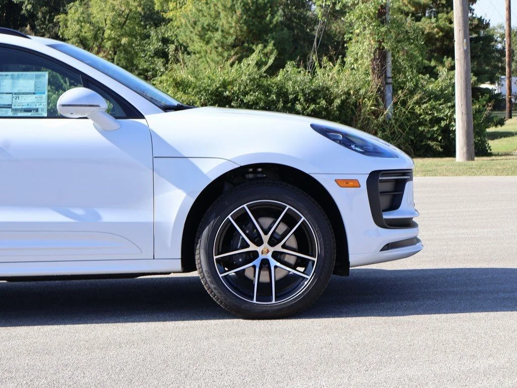 Used 2026 Carrara White Metallic Porsche  image 10