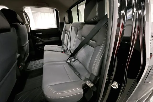 Used 2022 Super Black Nissan SV image 24