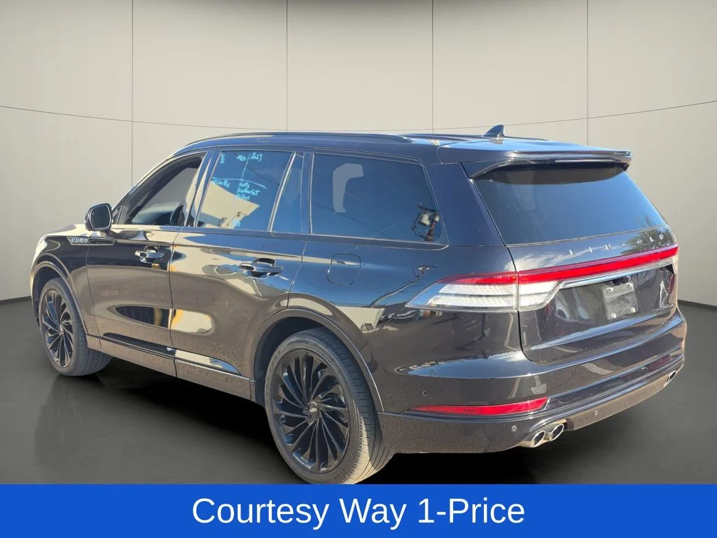 Used 2023 Black Lincoln Black Label image 6