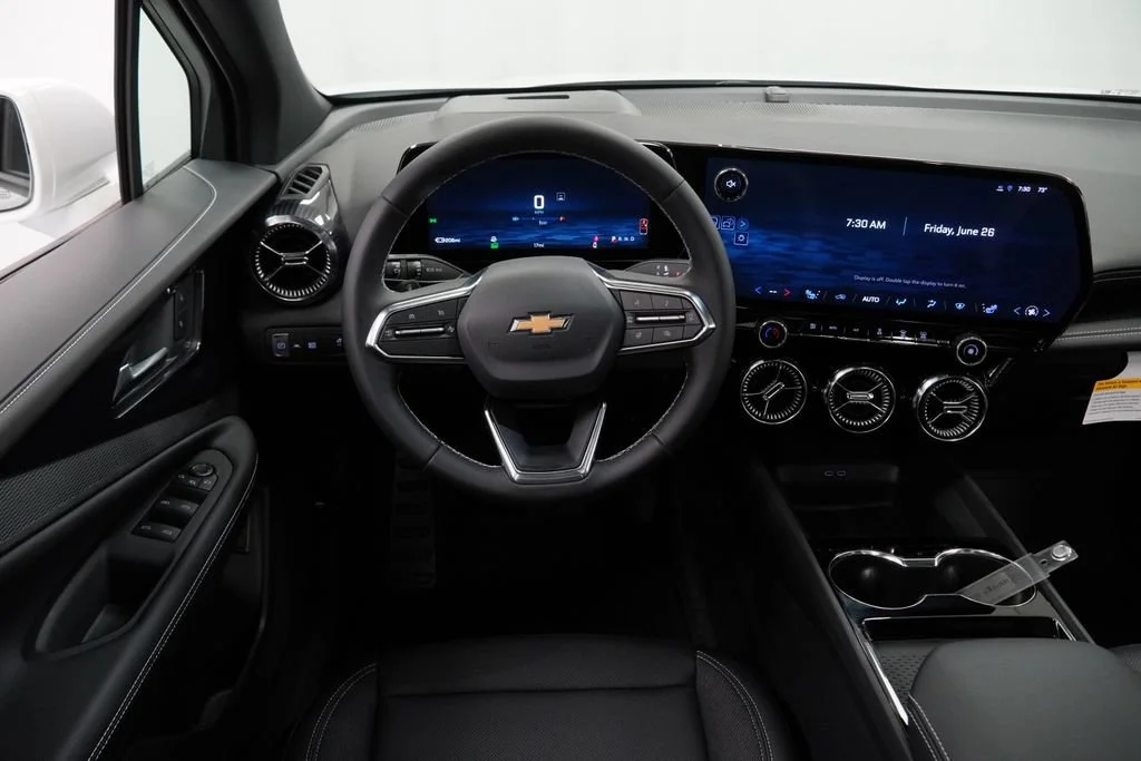 New 2026 Summit White Chevrolet LT image 7