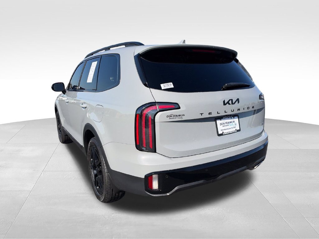 Used 2025 Gray Kia SX-Prestige X-Line image 3