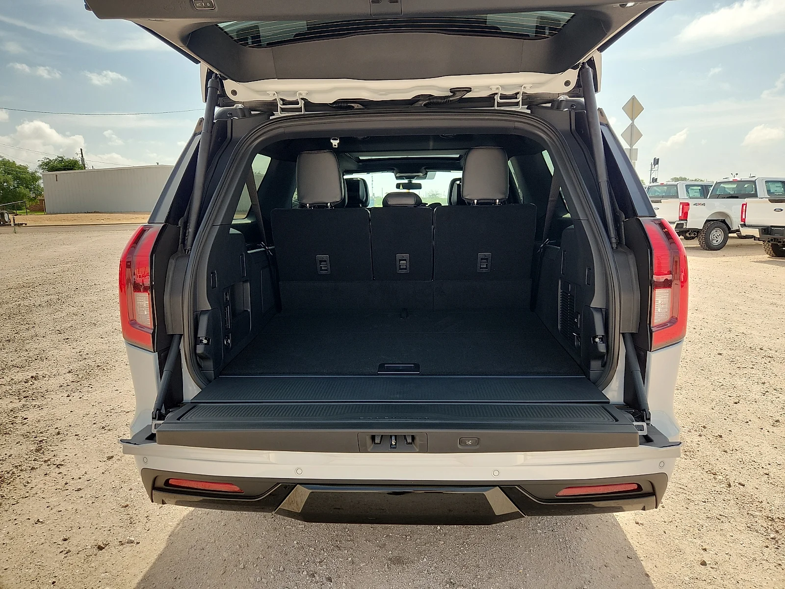 New 2026 Space Silver Metallic Ford MAX Platinum® image 12