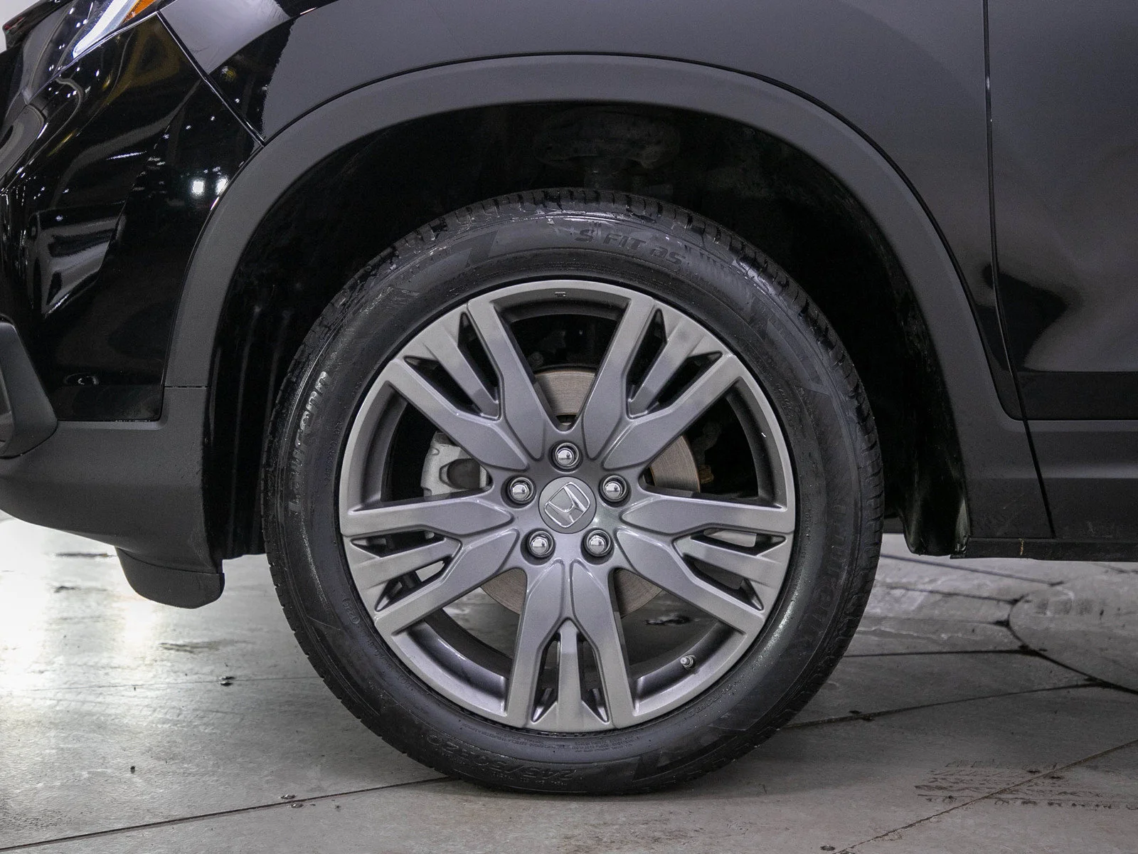 Used 2021 Crystal Black Pearl Honda EX-L AWD image 29