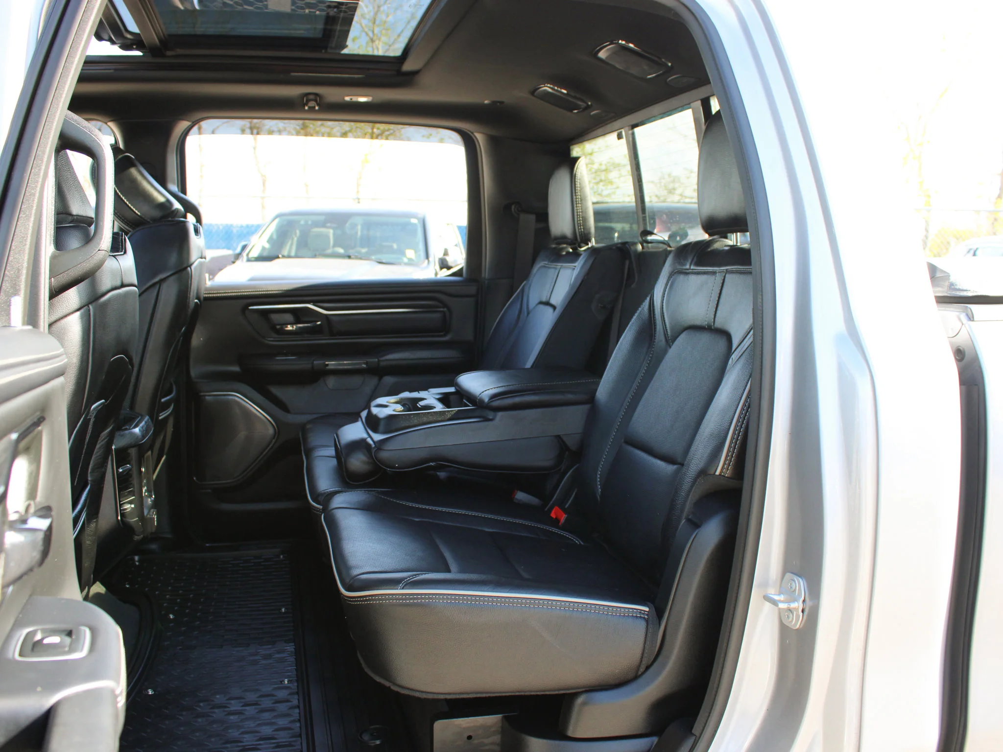 Certified Used 2024 Silver RAM Limited * No Accidents | HEMI V8 | Running Boards | Head-Up Display | 3.92 Axle Ratio | Navigation image 20