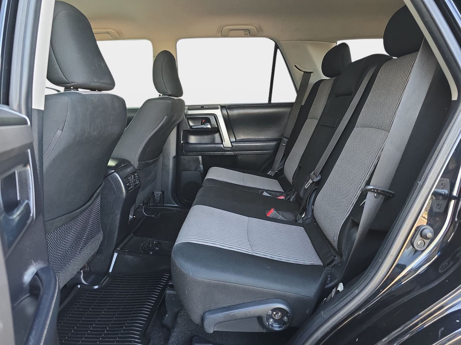 Used 2021 Black Toyota SR5 image 16