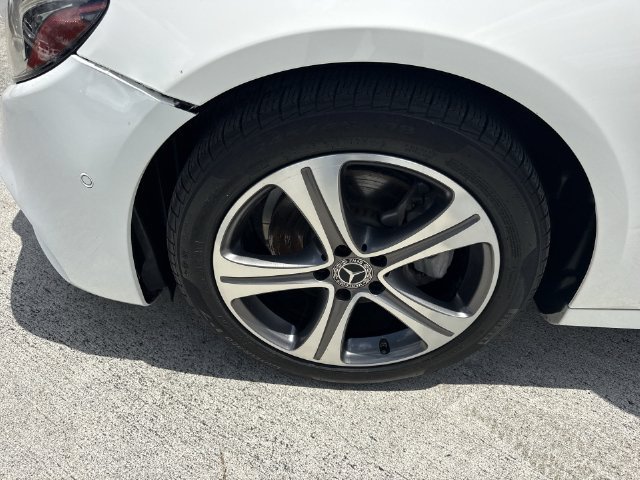 2018 Mercedes-Benz E-Class E300 - Photo 10