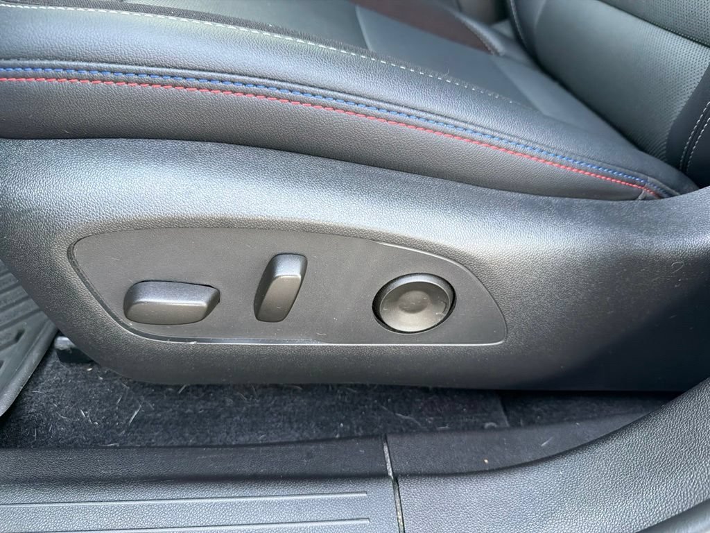 2025 Chevrolet Equinox EV RS - Photo 9