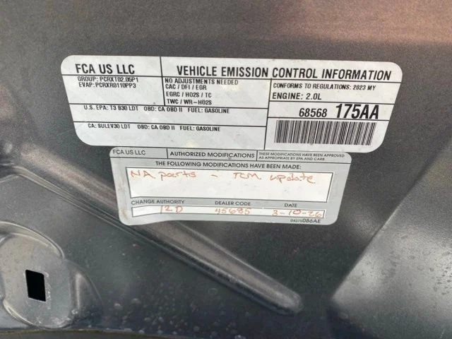 Used 2023 Gray Jeep Limited image 25