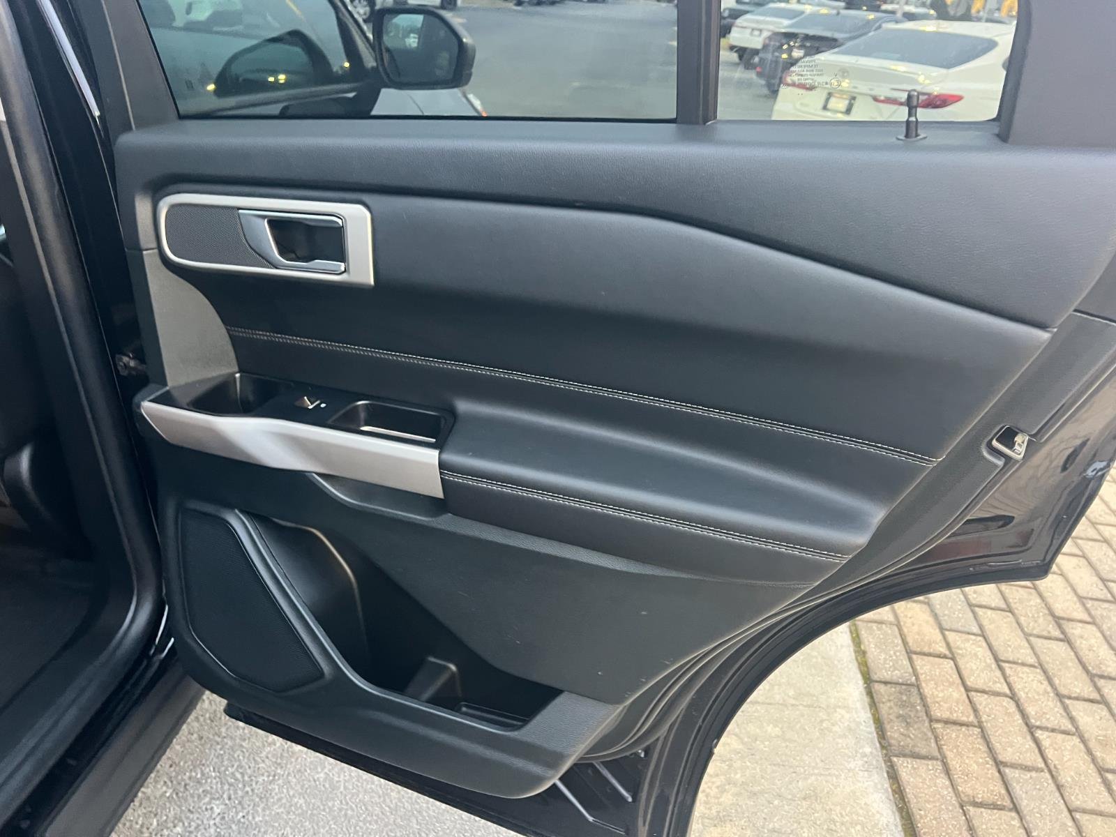 Used 2023 Agate Black Ford XLT image 16