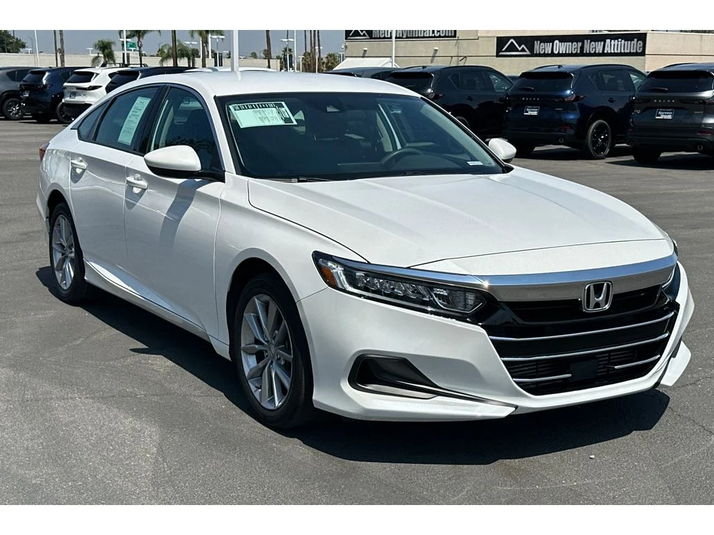 Used 2022 Platinum White Pearl Honda LX image 8