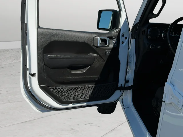 Used 2022 Bright White Clearcoat Jeep Sport image 19