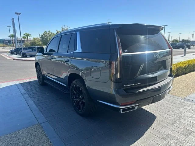 Used 2021 Gray Cadillac Premium Luxury image 7