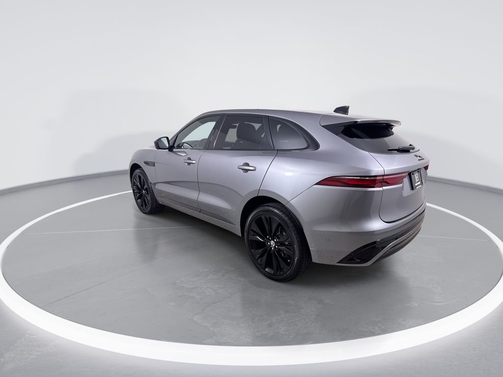 New 2026 Eiger Grey Jaguar P250 R-Dynamic S image 6