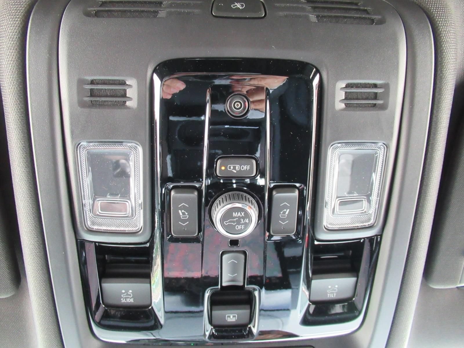 New 2026 Glacier White Tricoat GMC Denali image 32
