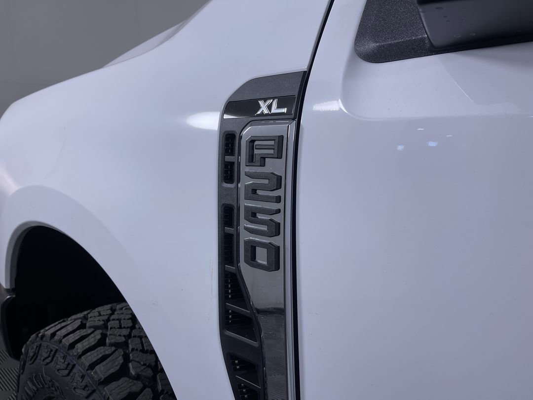New 2026 Oxford White Ford XL image 24