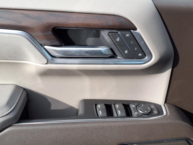 New 2026 Onyx Black GMC SLT image 19