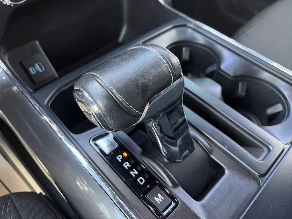 Used 2023 Silver Ford XLT image 30