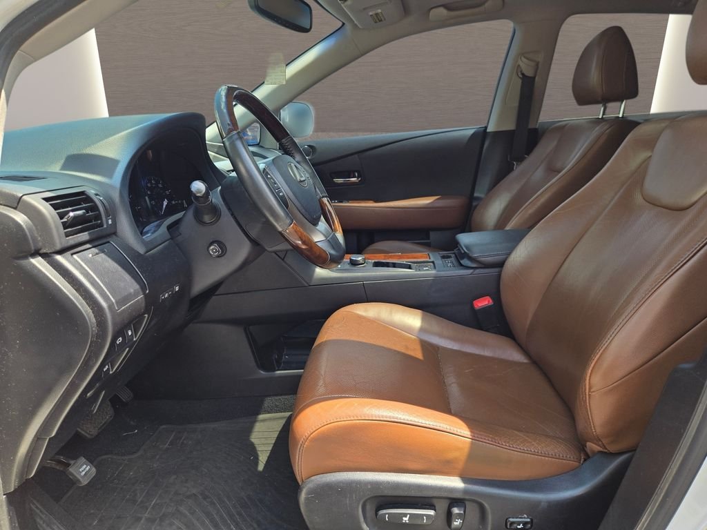 Used 2013 White Lexus 350 image 22