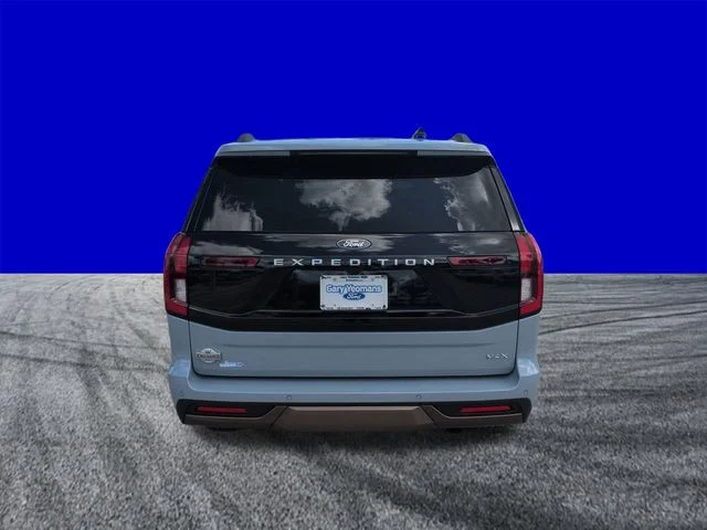 New 2026 Glacier Gray Metallic Tri-Coat Ford MAX King Ranch® image 5