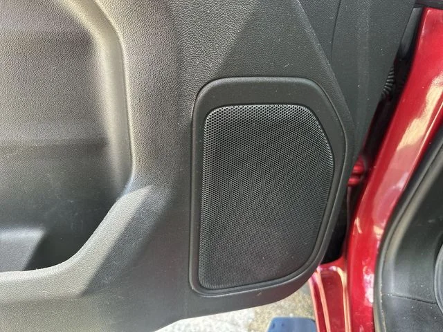Used 2019 Red Chevrolet LT image 26