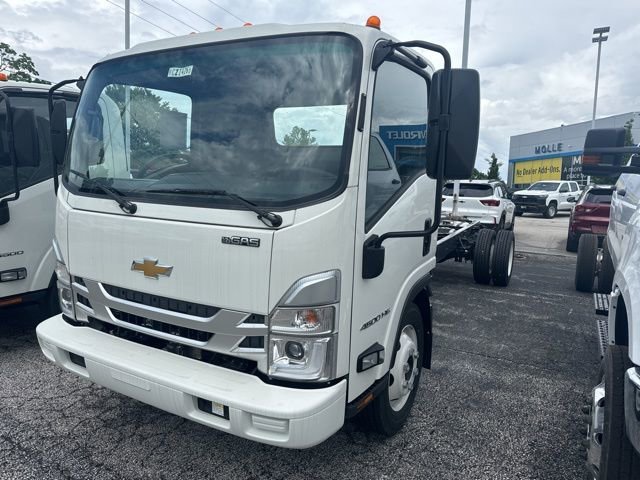 2024 Chevrolet Low Cab Forward 4500 Gas 176" WB Regular Cab's photo
