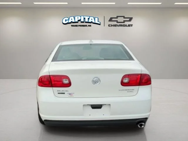 Used 2011 WHITE OPAL Buick CXL image 4
