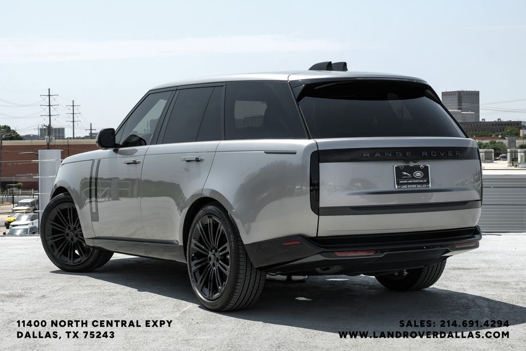 New 2026 1le Land Rover SE image 8
