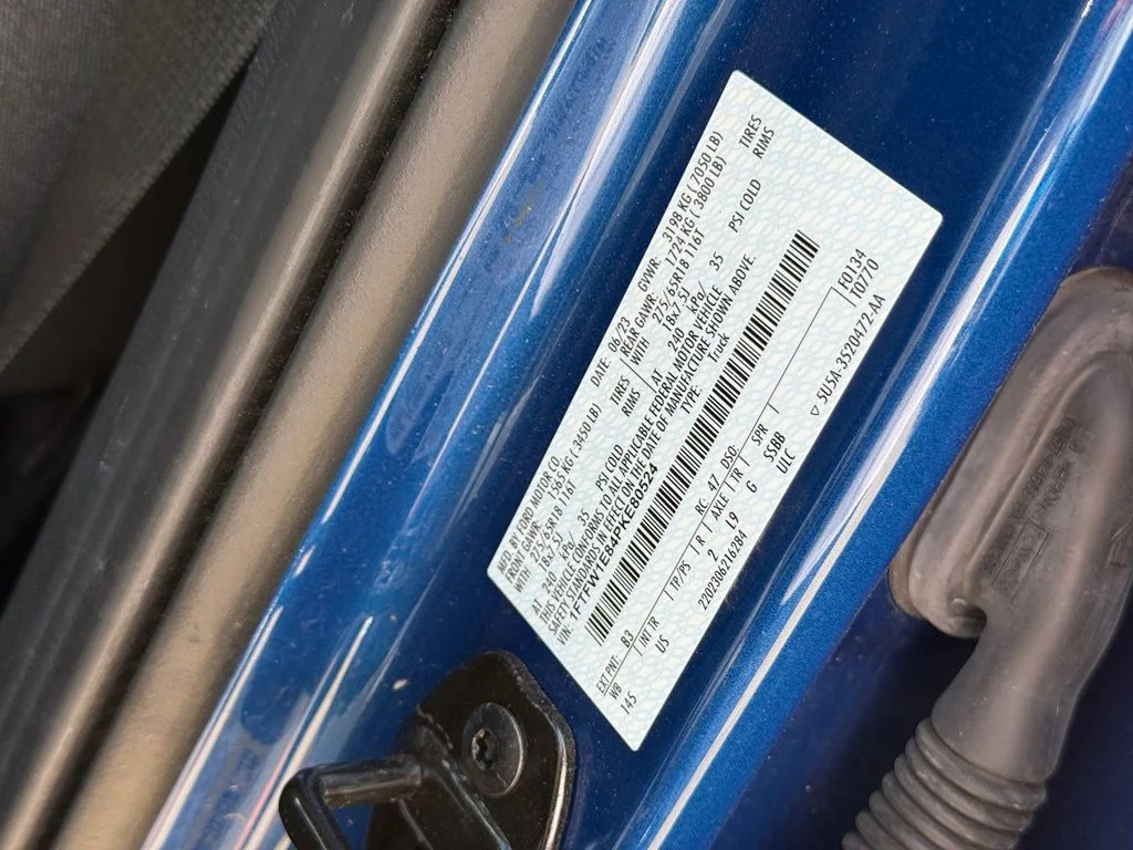 Used 2023 Blue Ford XLT image 11