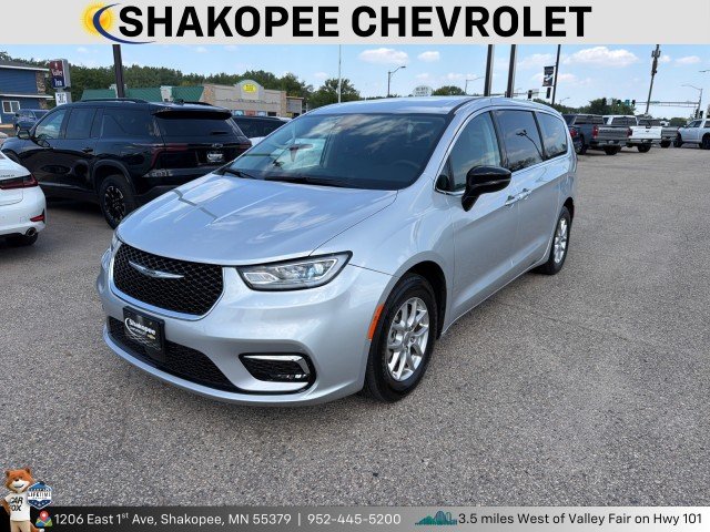 2024 Chrysler Pacifica