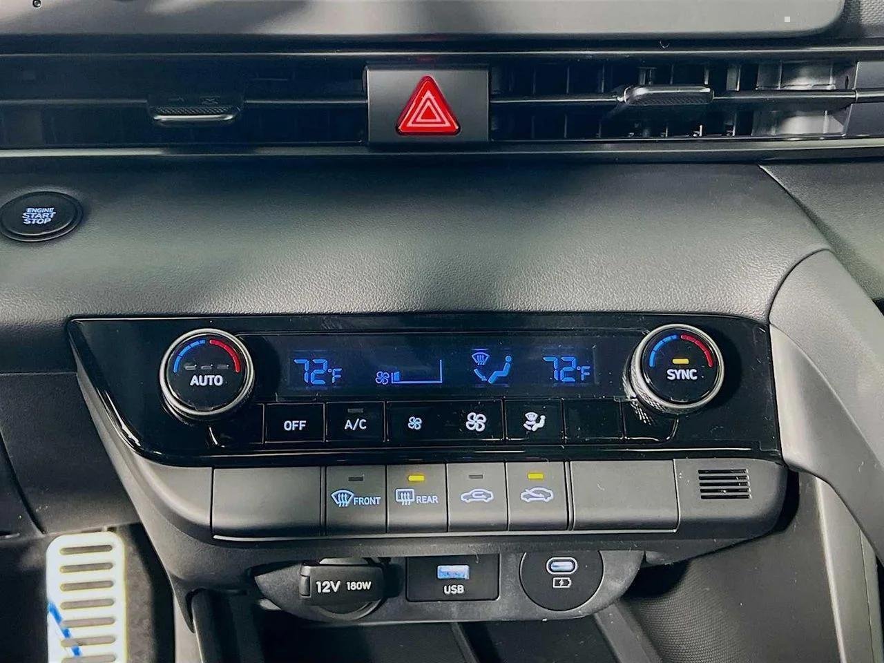2026 Hyundai Elantra — photo 11