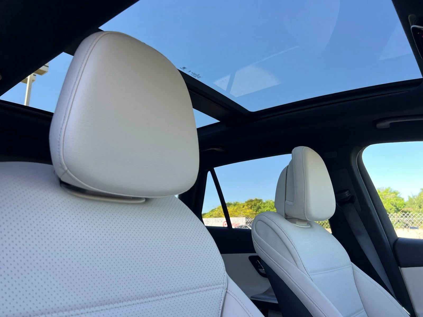 New 2026 Gray Mercedes-Benz GLC 300 image 19